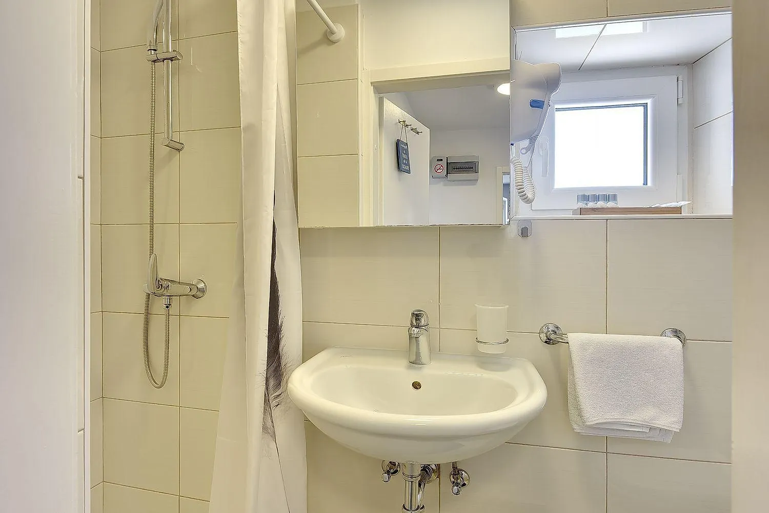 Apartment Nur 200 Meter Zum Strand Mit Salzwasserpool, Fahrraeder, Sonnenterrasse Pula